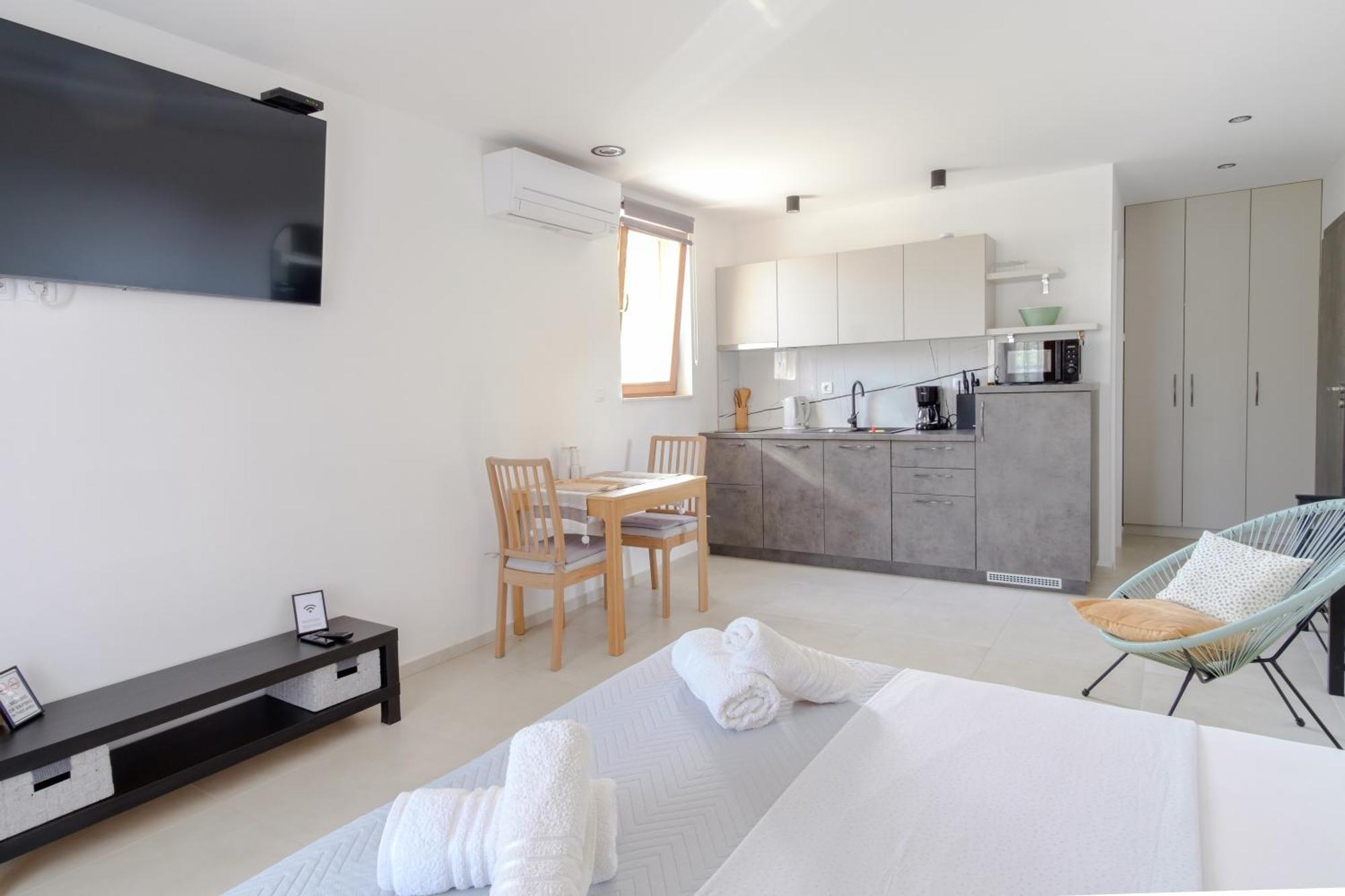 Apartments Grape Pirovac Εξωτερικό φωτογραφία